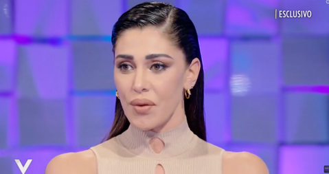 Belen Rodriguez, la ricostruzione dei Vigili del Fuoco: “Chiusa in bagno a chiave” preview