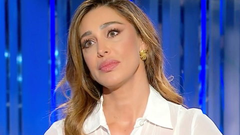 Belen ha avuto un malore: “Urla dalla finestra, portata in ospedale” preview