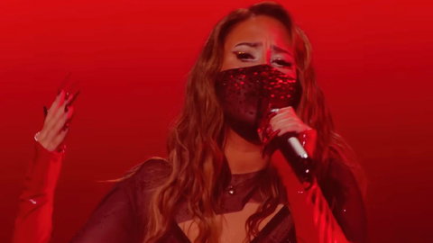 Eurovision, Felicia della Svezia è svenuta alle prove della finale: sono intervenuti i medici preview