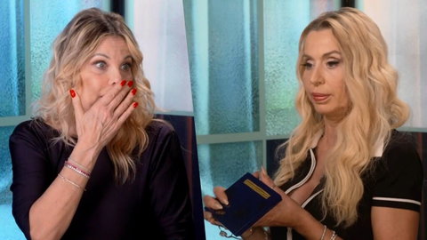 Patrizia Pellegrino accusa Valeria Marini, il racconto della loro lite: “Follower finti. Voleva lanciarmi una cosa in testa” preview
