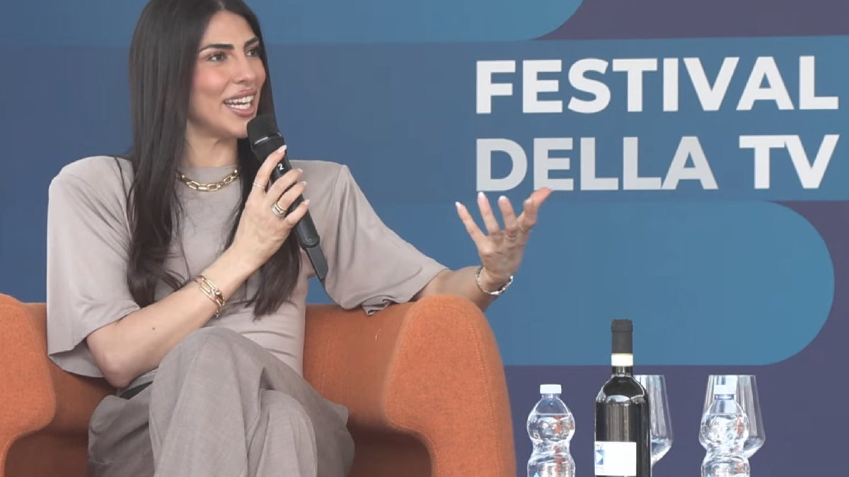Giulia Salemi cosa pensa delle big della TV, da d’Urso a Toffanin article-post