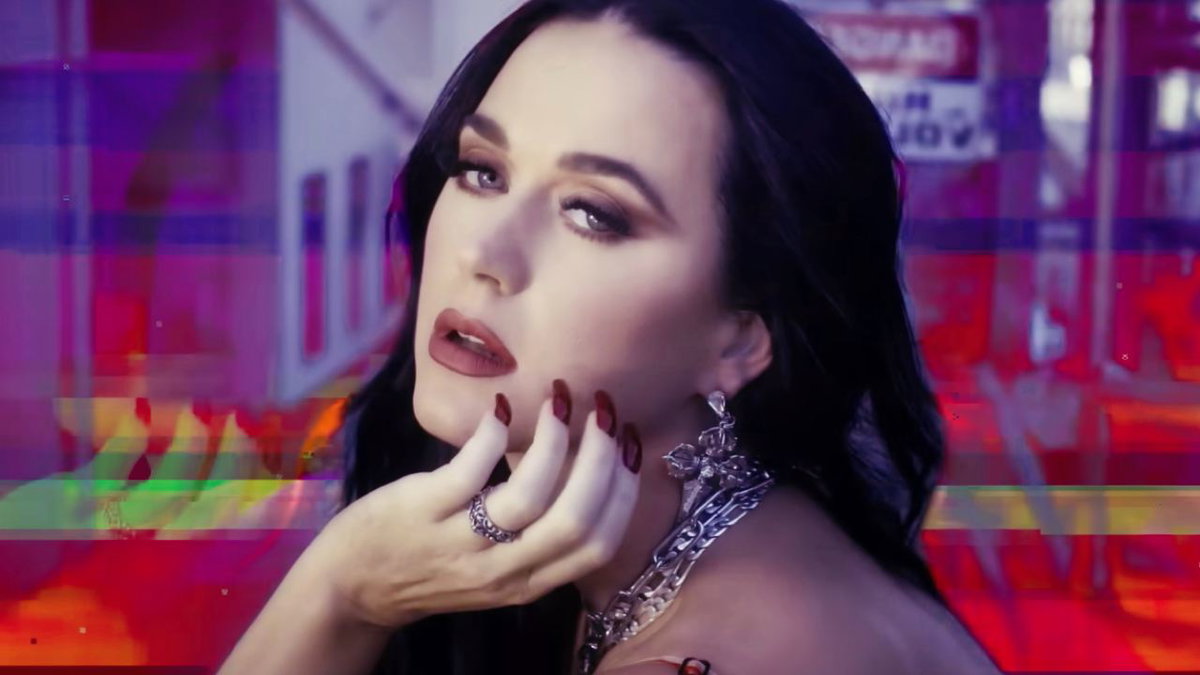 Katy Perry, Watch It Burn, anteprima del nuovo singolo: testo e significato article-post