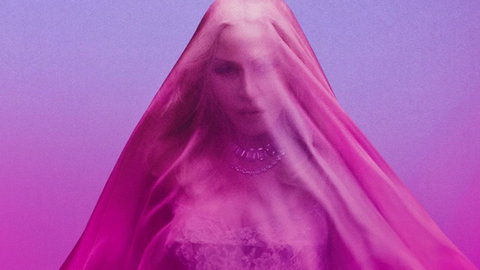 Confessions II di Madonna: previsioni di vendita e recensioni preview