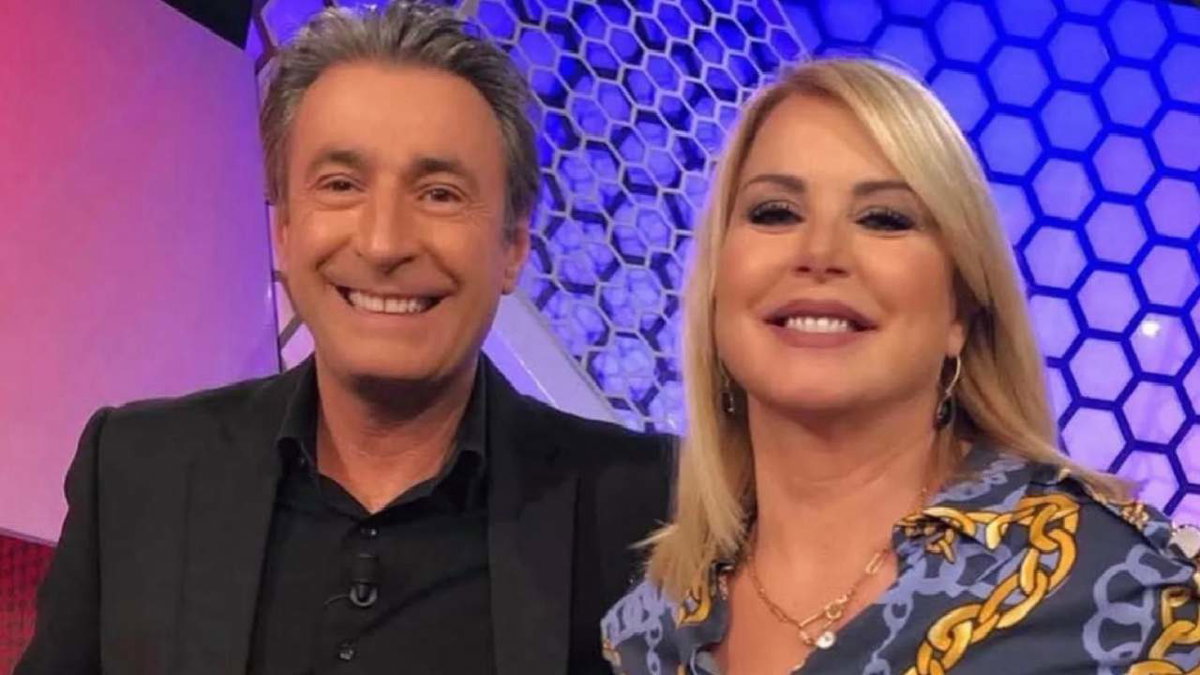 Monica Leofreddi con Milo Infante nel pomeriggio di Canale 5: “Seguirà il collega a Mediaset” article-post