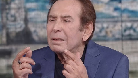 Giucas Casella racconta la sua carriera: “Ho rischiato grosso durante una diretta” preview