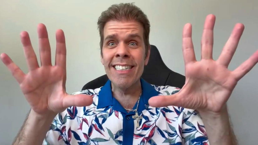 Perez Hilton, le parole della famiglia dopo il ricovero e i vecchi video preoccupanti: “Pregate per me” preview