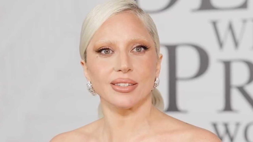 Lady Gaga è diventata mamma, le foto con il bebè preview