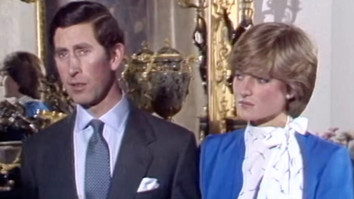 Re Carlo era innamorato di un valletto, le rivelazioni di Charles Spencer: “Me lo disse mia sorella Diana” article-post