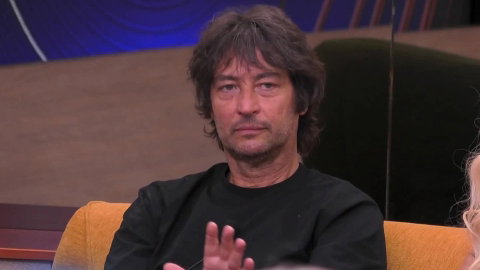 Simone Annichiarico è stato squalificato dal Grande Fratello Vip preview