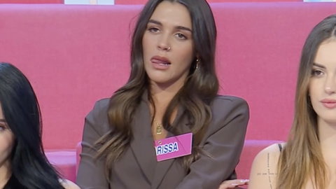 Clarissa Rotelli, la prima corteggiatrice bisessuale di Uomini & Donne: “Mi piacerebbe fare la tronista. In redazione tutti tranquilli” preview