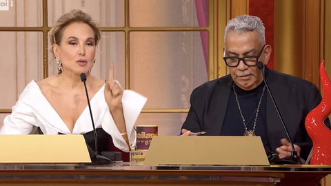 Guillermo Mariotto elogia Barbara d’Urso: “Funziona, è una tigre. Stiamo facendo ottimo ascolti” preview