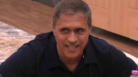 Moreno Morello denunciato dalla famiglia di Guendalina Tavassi: “Diffamazione, spenderà soldi in risarcimenti e avvocati” preview