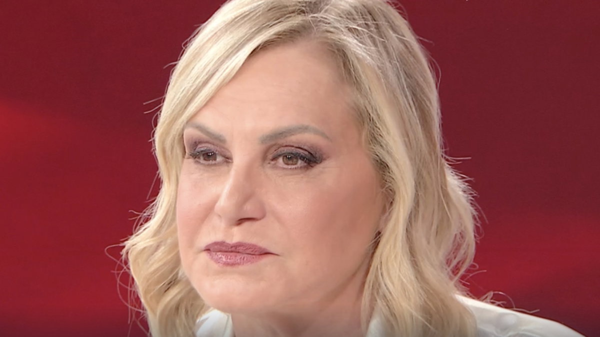 Simona Ventura chiarisce il battibecco con Barbara d’Urso e interviene anche Naike Rivelli article-post