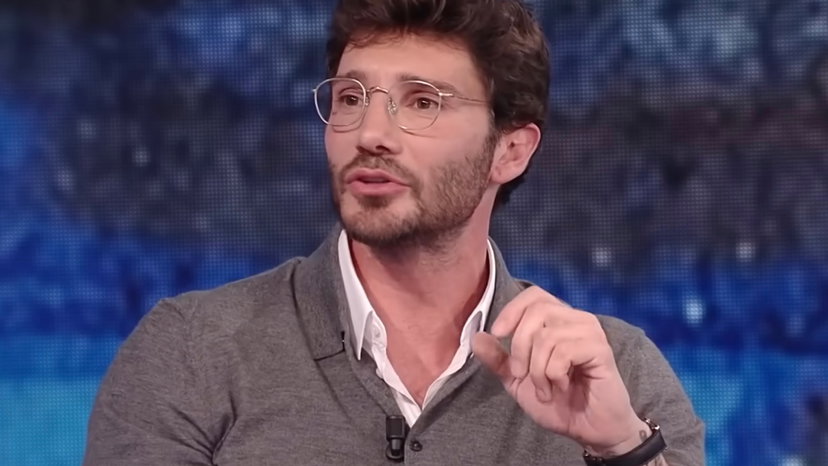 Stefano De Martino novità su Sanremo 2027: “Mi ispiro a Pippo Baudo” preview