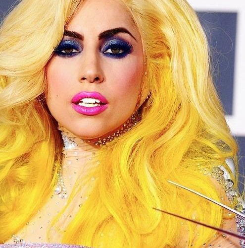 forbes-lady-gaga-la-celebrita-piu-potente-del-L-NmZCaB