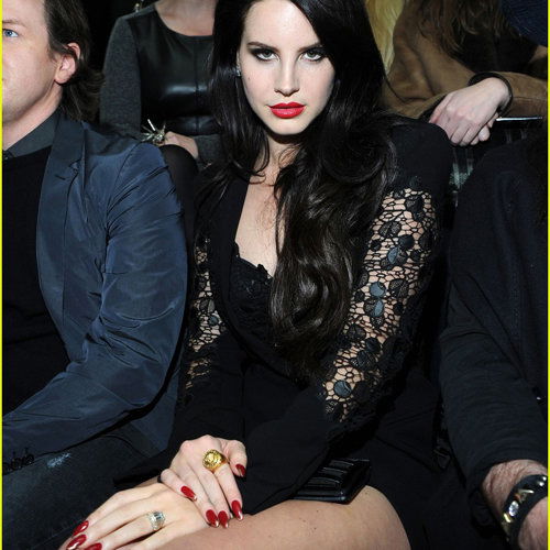 lana del rey versace