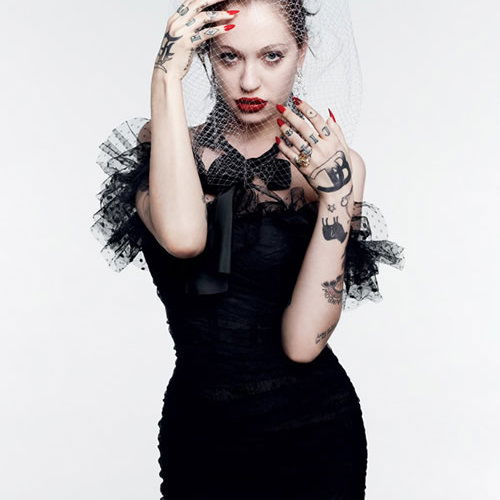 v-magazine-now-porcelain-black