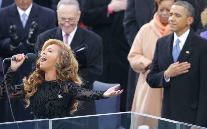 img1024-700_dettaglio2_Beyonce-canta-per-Obama