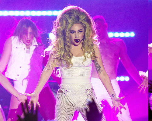 http://gagaimages.org