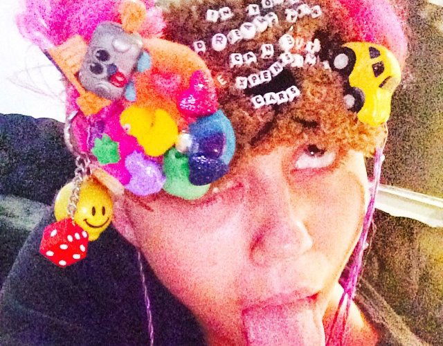 Miley Cyrus Instagram (12)