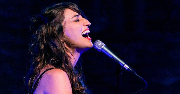 sara-bareilles-in-concert chandelier