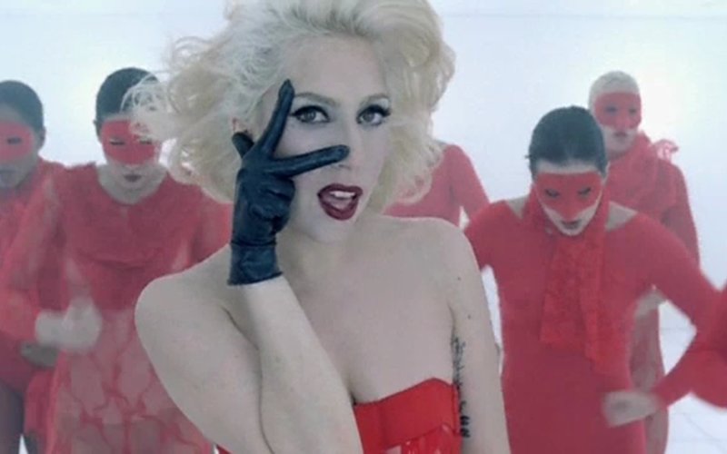 Lady-Gaga-Bad-Romance-Music-Video-Screencaps-lady-gaga-19362054-1248-704