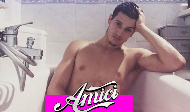 Amici15-gabriele-bono-esposito-instagram