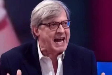 vittorio-sgarbi-gay