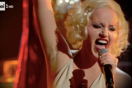 christina-aguilera-giulia-luzi