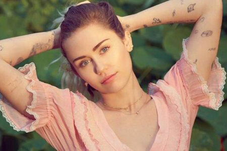 miley cyrus malibu