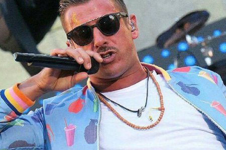 francesco gabbani gay pride