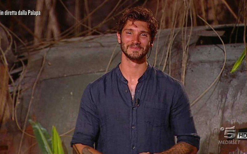 Stefano de Martino Palapa Isola dei Famosi