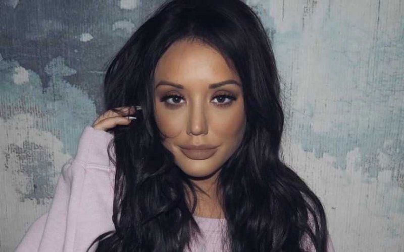 Charlotte Crosby
