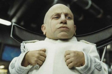 verne-troyer-mini-me-austin-powers-morto-aveva-49-anni-v3-328107-1280x720