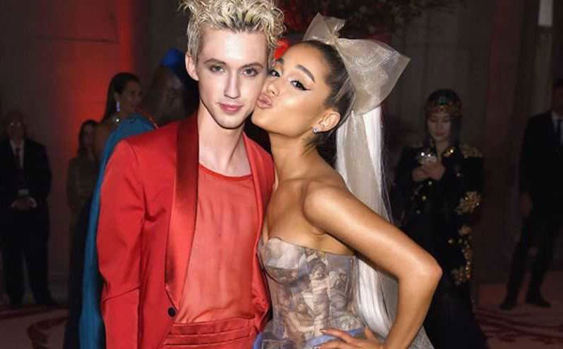 Troye Sivan e Ariana Grande