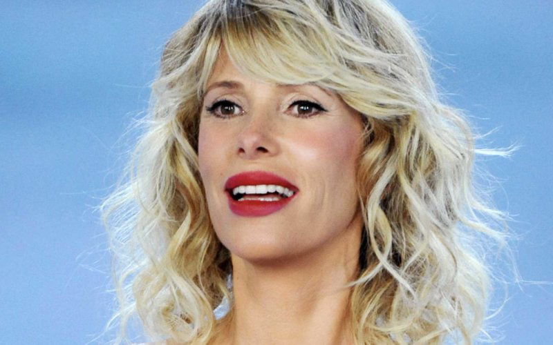 alessia marcuzzi le iene nicola savino