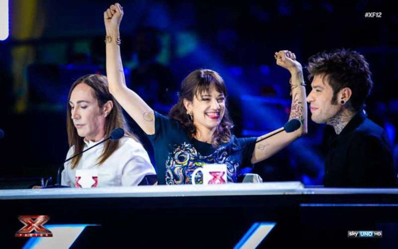 asia argento x factor simona ventura