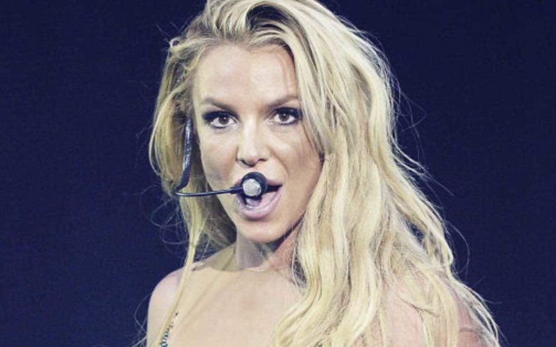 britney spears omg meet and greet