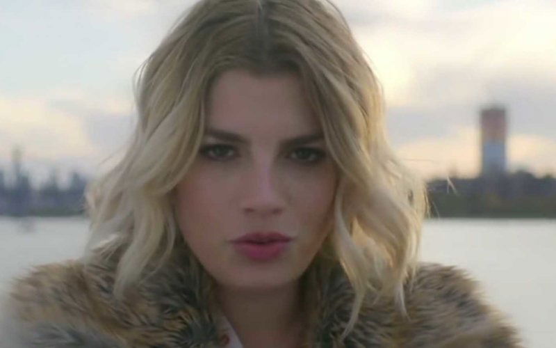 emma marrone lesbica