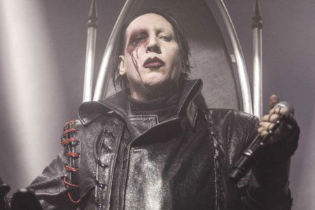 marilyn manson svenuto malore concerto reverendo rocker