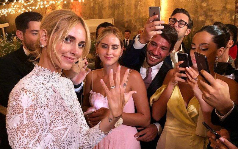 Chiara Ferragni Dior Abito Anello (1)