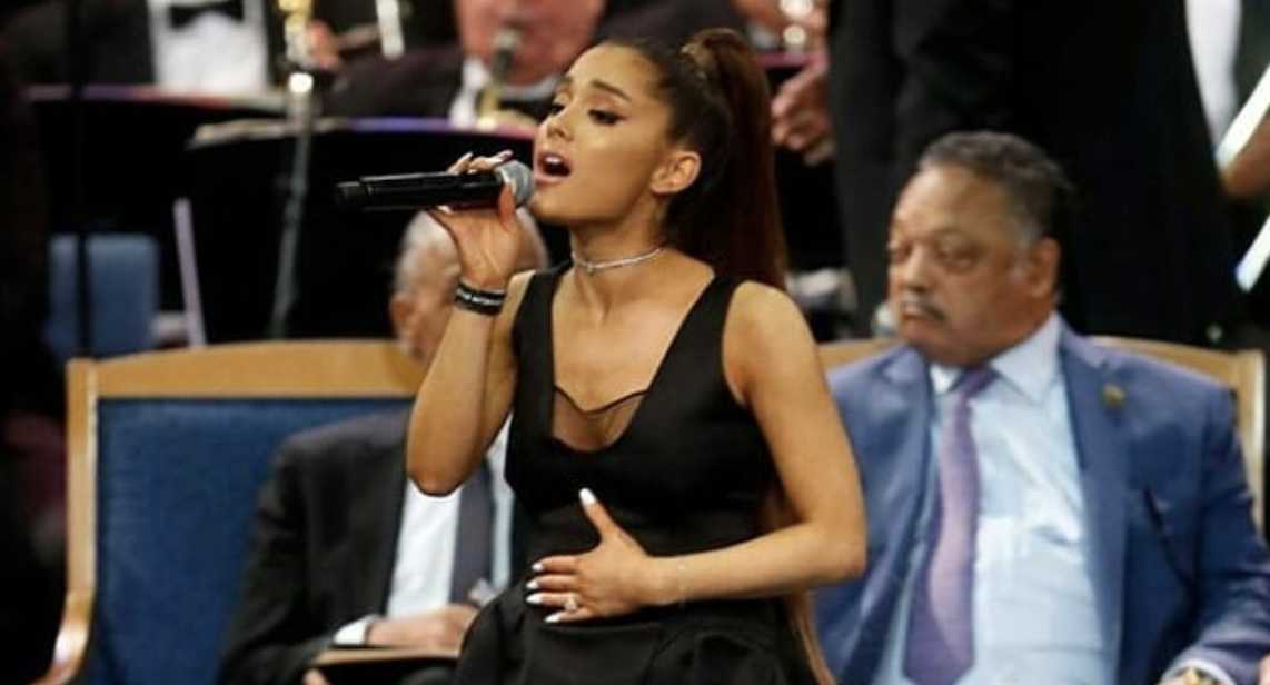 Funerale Di Aretha Franklin Ariana Grande Canta Natural Woman Video