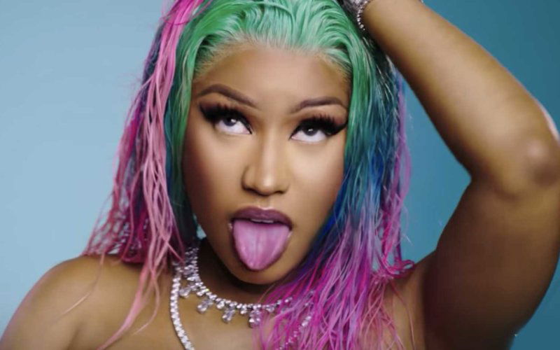 nicki minaj barbie dreams video