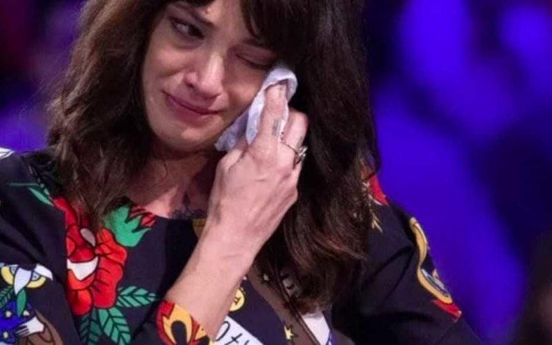 Asia Argento Piange Verissimo