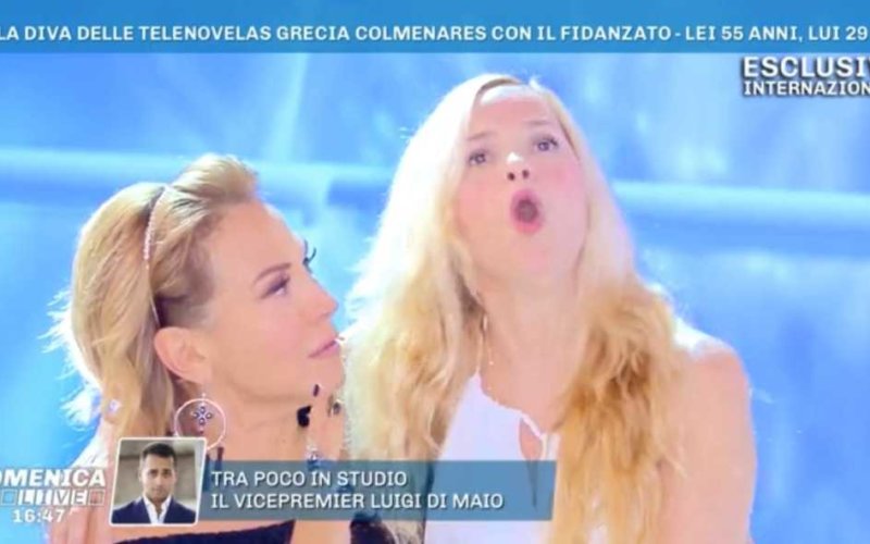 Barbara d'Urso Grecia Colmenares