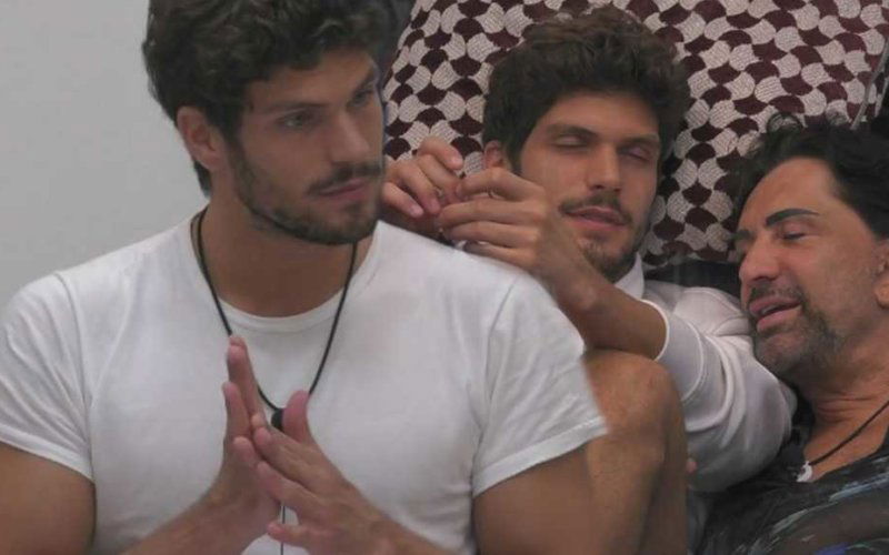 elia fongaro bsx gay etero