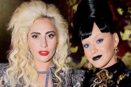 lady gaga katy perry text peace