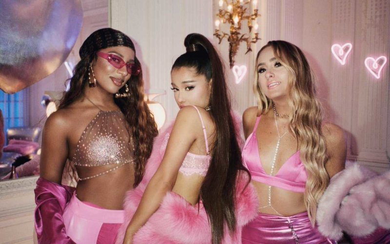 Ariana Grande 7 Rings Video