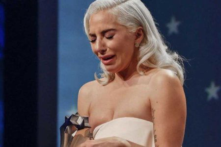 lady gaga best actress critics choice awards