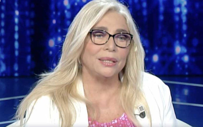 mara venier polemica domenica in